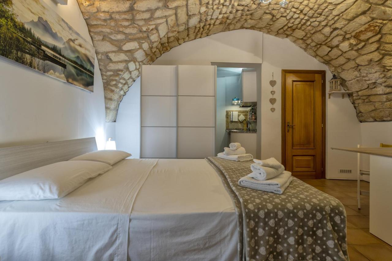 La Casetta Di Pietra Sassari Exteriör bild